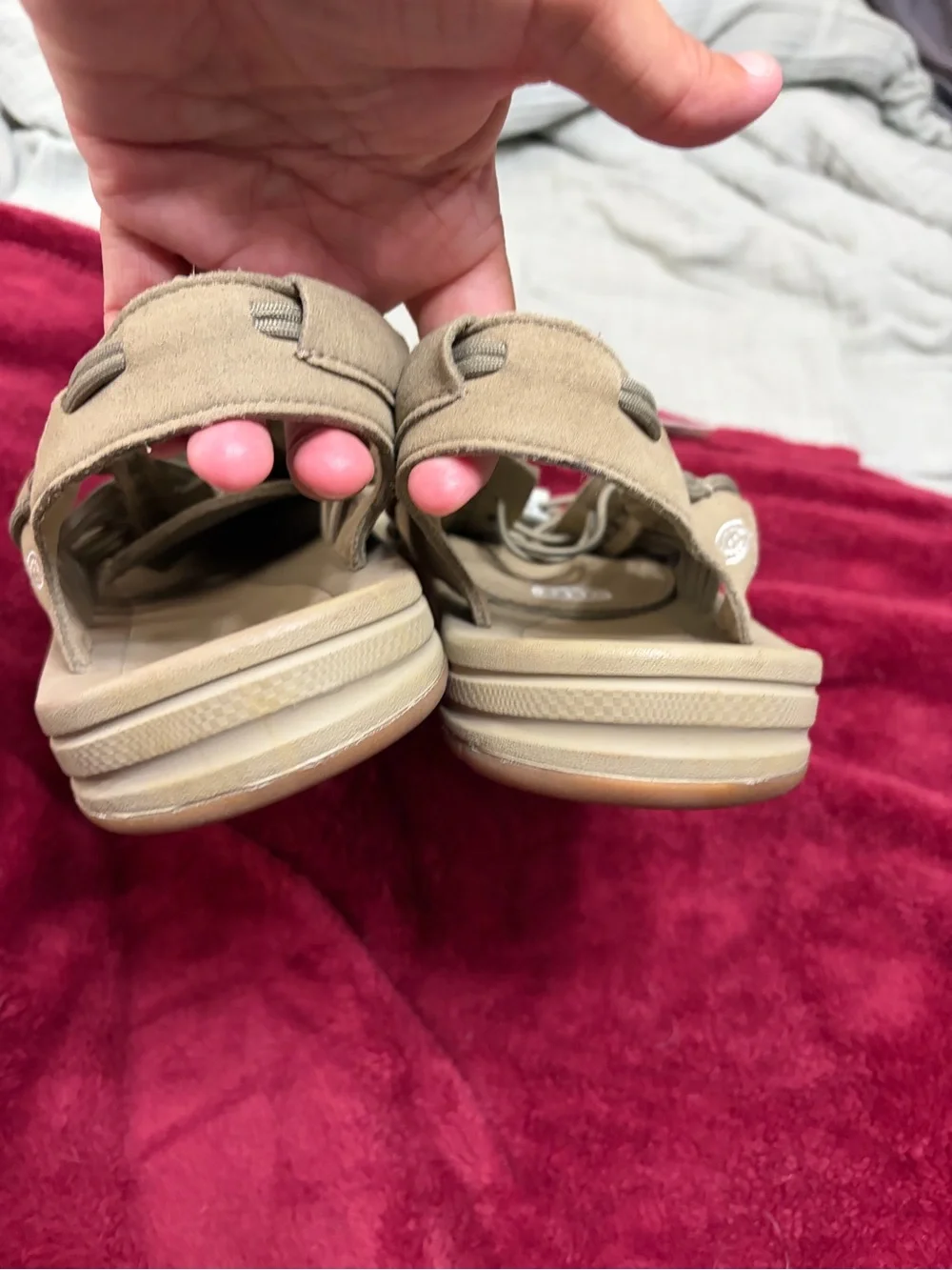 Keen UNEEK Sandal in Timberwolf Plaza Taupe men’s 14/EU 47.5